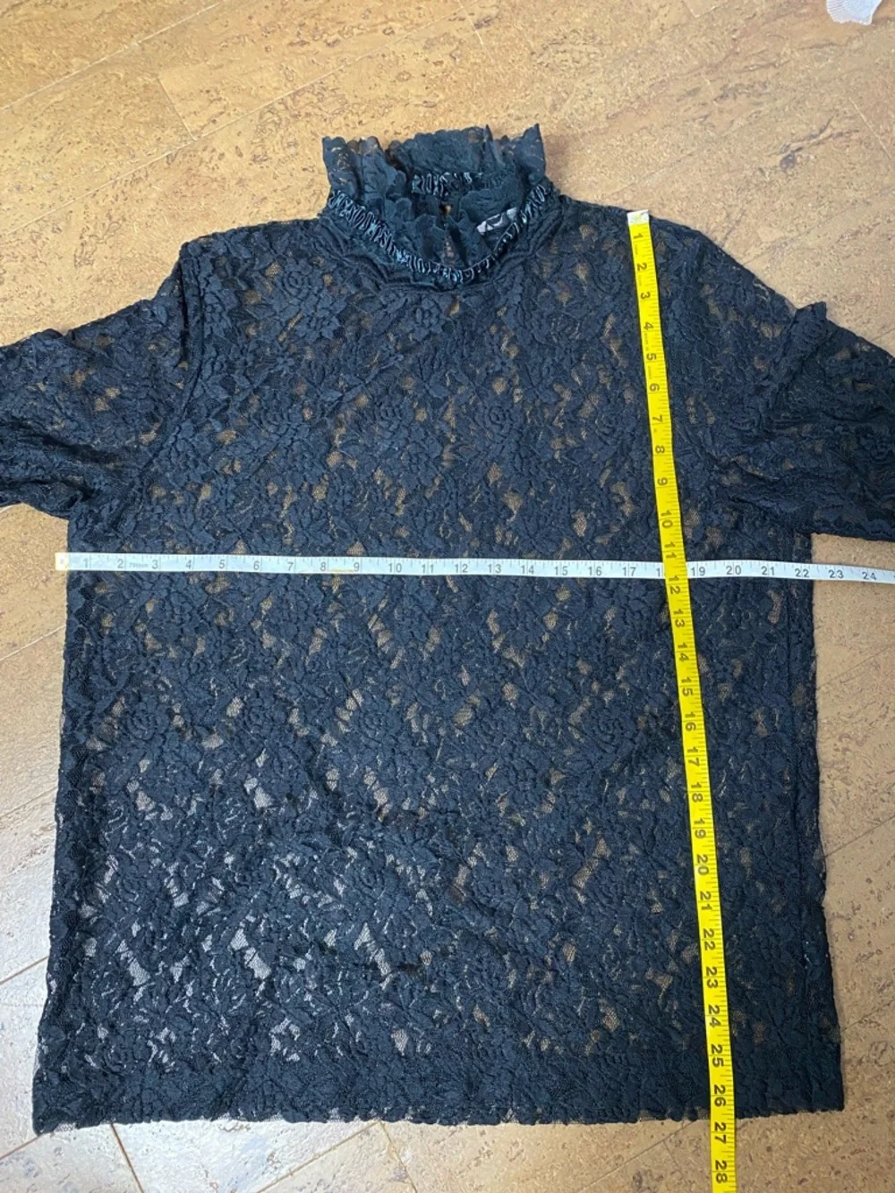 Contemporaine for Simons Black Floral Lace Stretchy Mock Neck Women's Top 2XL - Picture 7 of 8